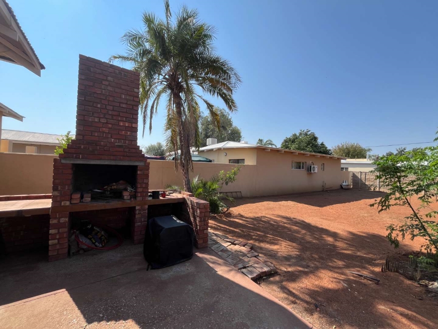 3 Bedroom Property for Sale in Die Rand Northern Cape